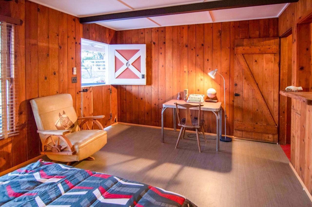 Joshua Tree Ranch House Motel Bagian luar foto