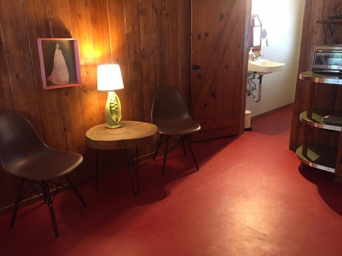 Joshua Tree Ranch House Motel Bagian luar foto